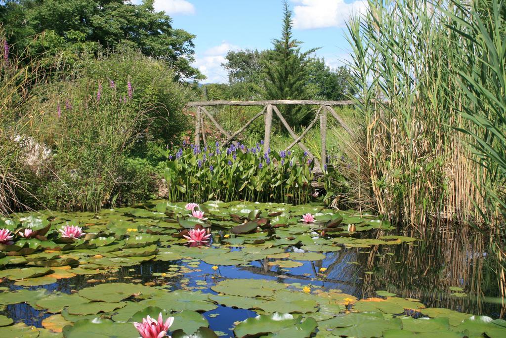 Auberge La Plaine Chabrillan ภายนอก รูปภาพ