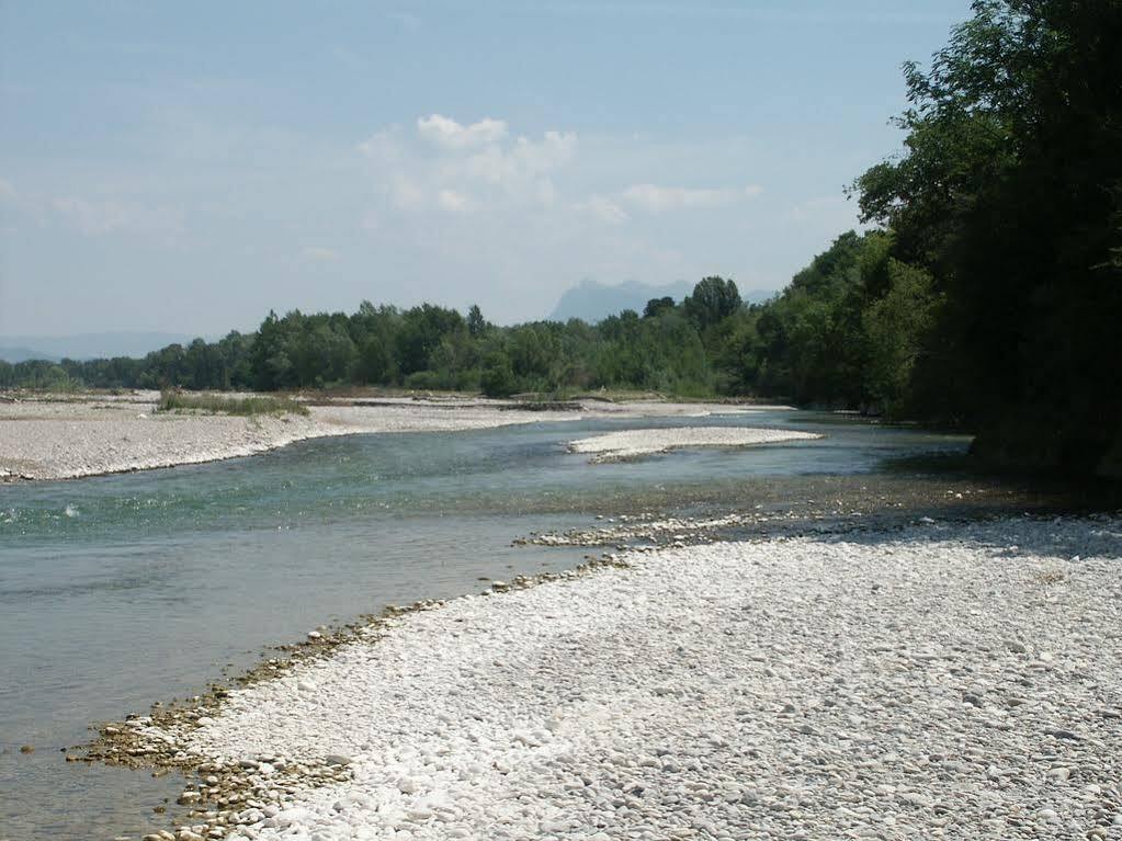 Auberge La Plaine Chabrillan ภายนอก รูปภาพ